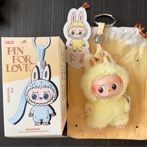FLASH SALE OPEN BOX!! Authentic Pin for Love Letter F!